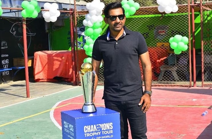 sarfaraz-ahmed-joins-icc-champions-trophy-tour-in-karachi